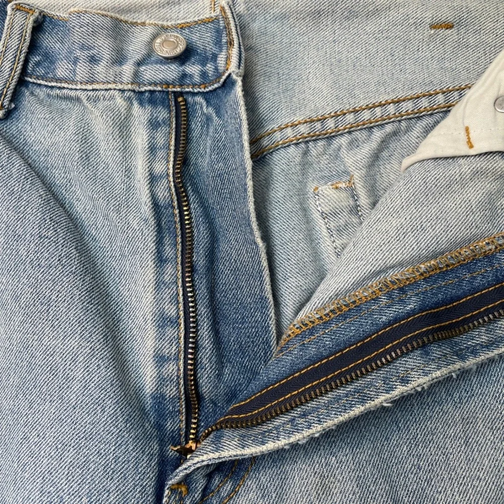 Levis 505 Regular Fit Light‎ Wash Straight Leg Denim Jeans Mens 38x32 Blue